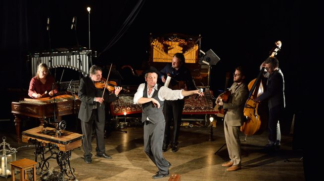 Welt un cabaret yiddish