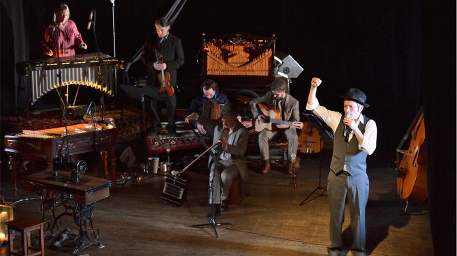 Welt un cabaret yiddish