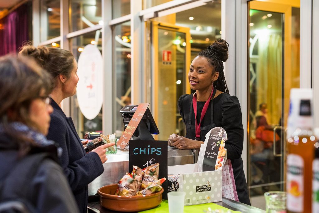 Public à La Cantine