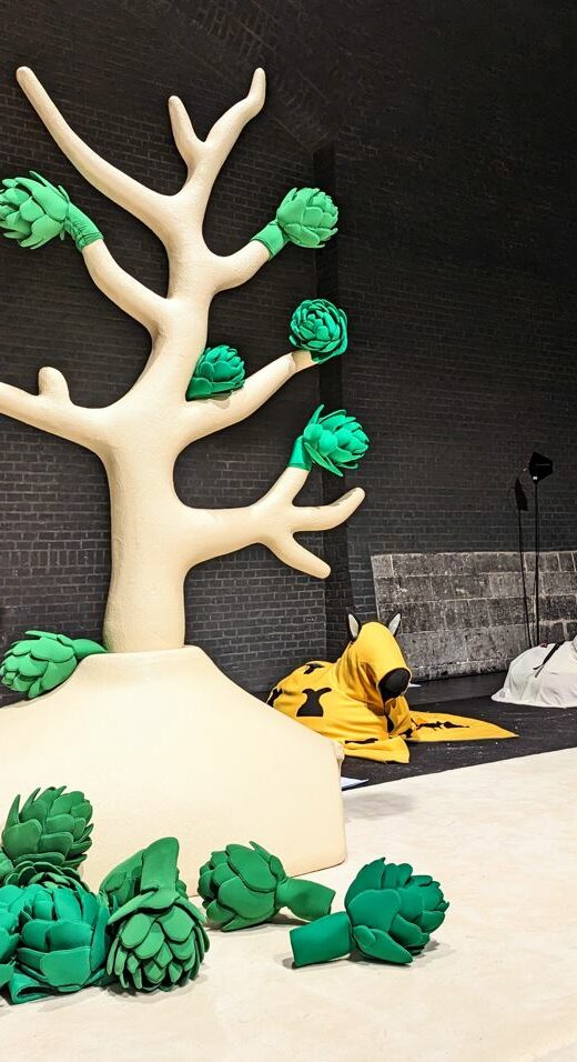 Visite du décor de Péplum médiéval