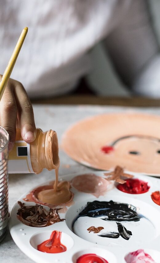 Atelier au Musée de Grenoble : visages en terre
